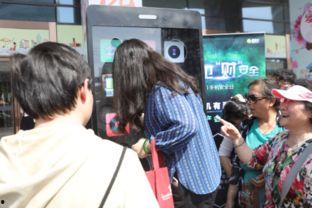 路人里的吃瓜群众是什么,路人视角下的吃瓜群众众生相