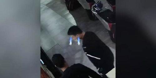 吃瓜群众被反杀视频,一场意外引发的舆论风暴